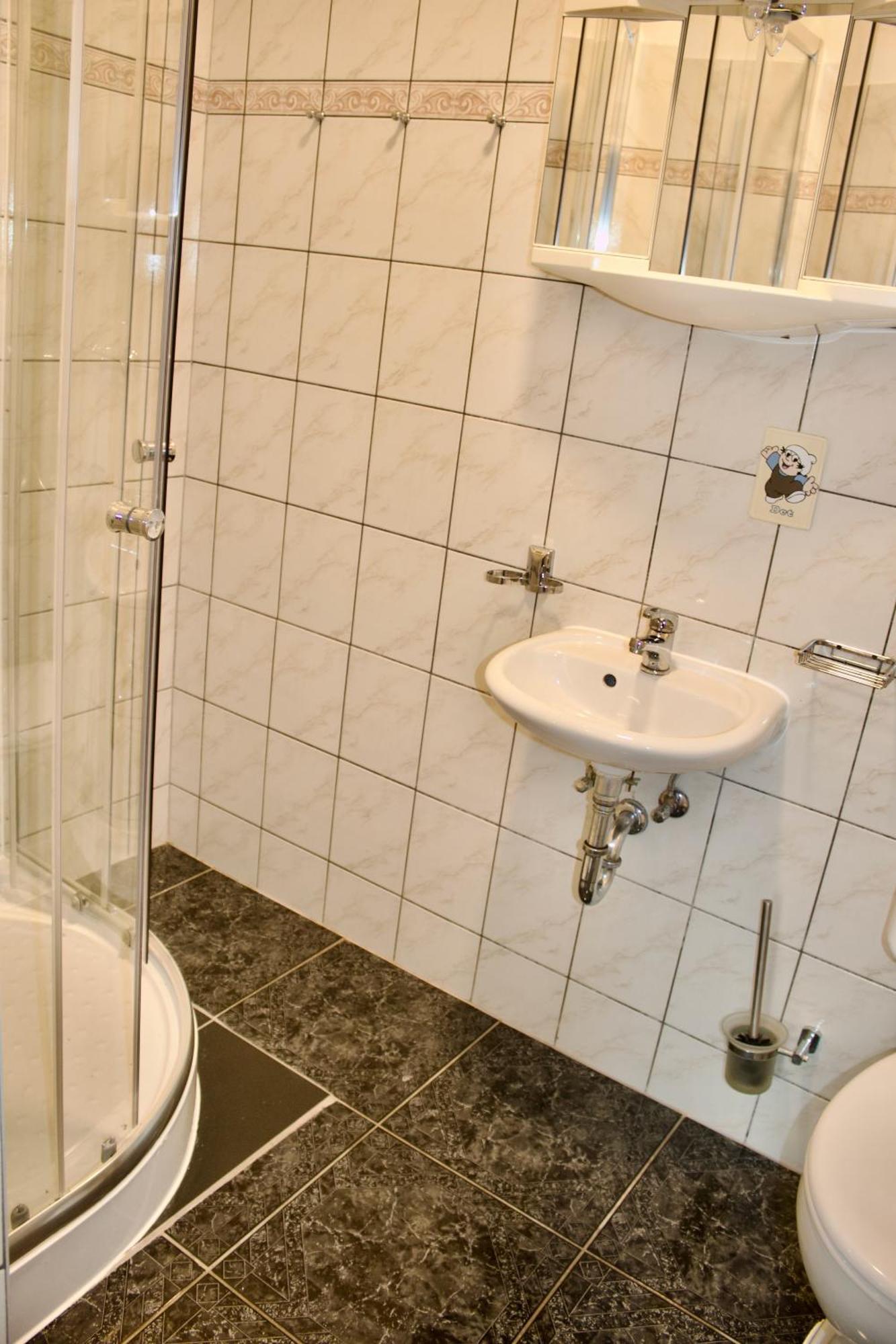 Strandvogtei Sellin - Fewo 5 - Sehr Zentrales Grosses Apartment Luaran gambar